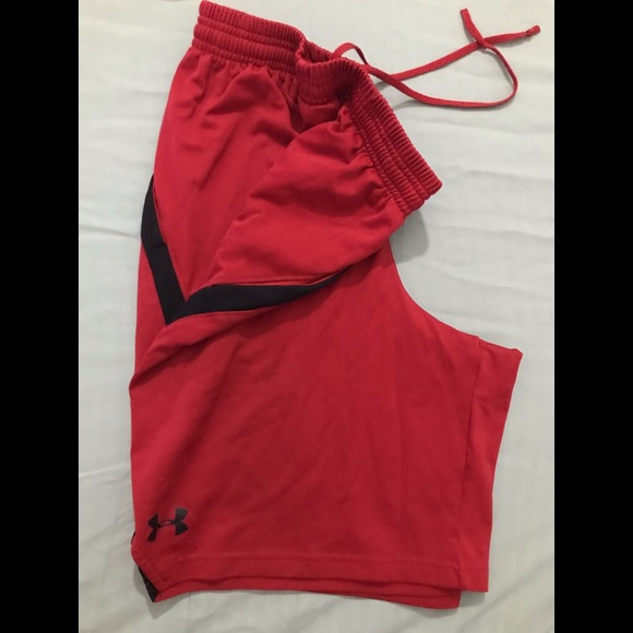 Under Armour basketball shorts in Good condition - Picture 5 of 12